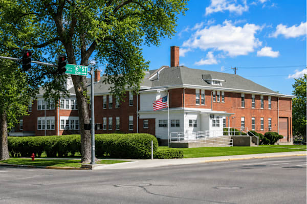 University Plaza property